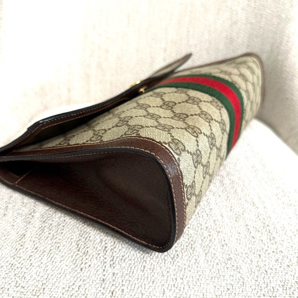 Authentic Gucci clutch bag - Picture 10 of 15